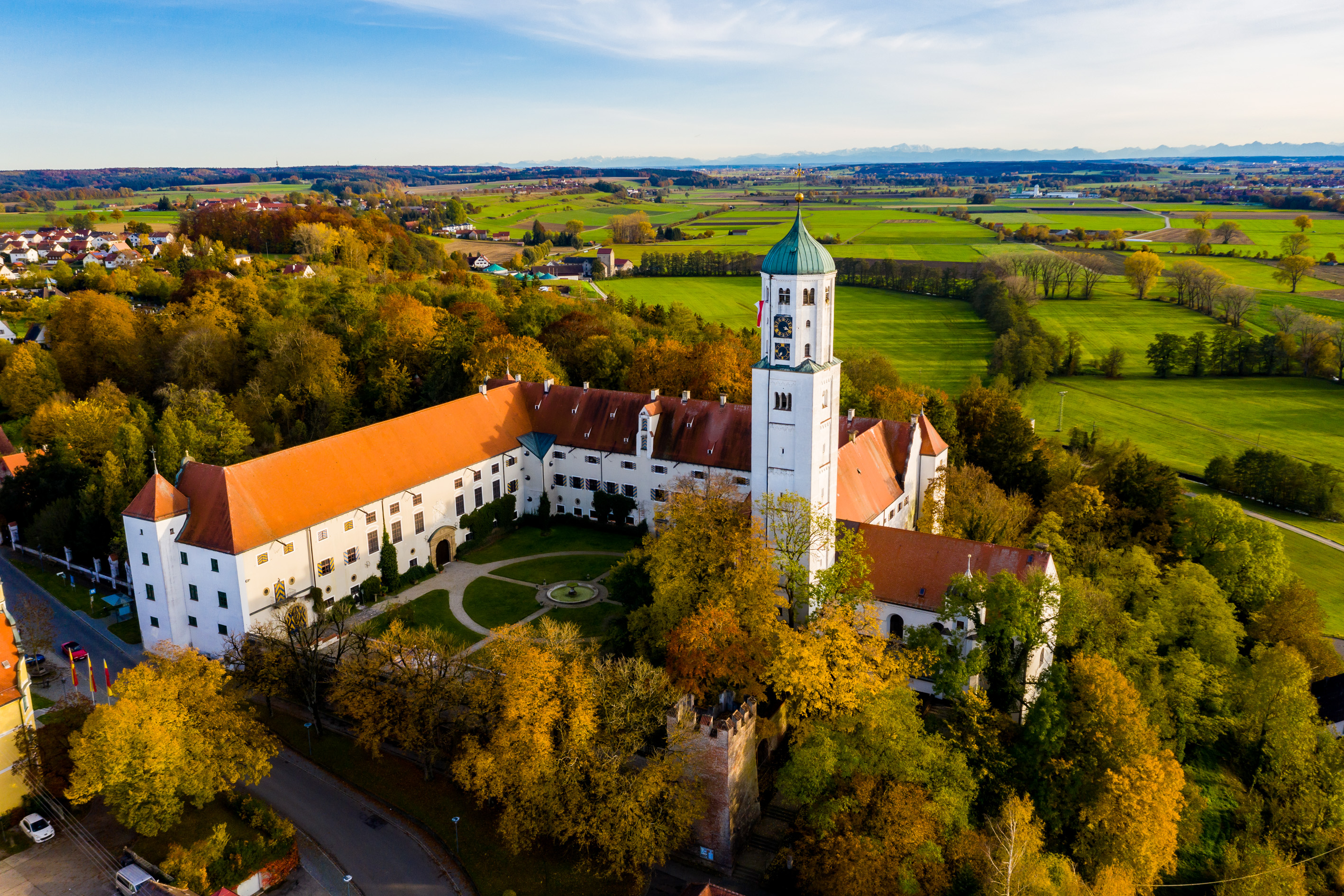 Luftbild Schloss Kirchheim, Foto: GrafikArts-Kirchheim